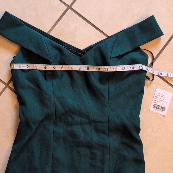 NWT Dessy Collection Off-the-Shoulder Criss Cross Back Trumpet Gown Green Size 6 - Picture 6 of 14